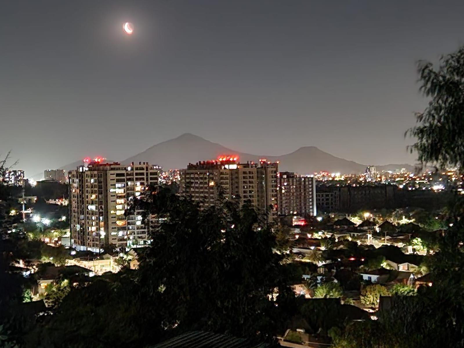 Nuevovalpo Hillside Homestay Santiago del Cile Esterno foto